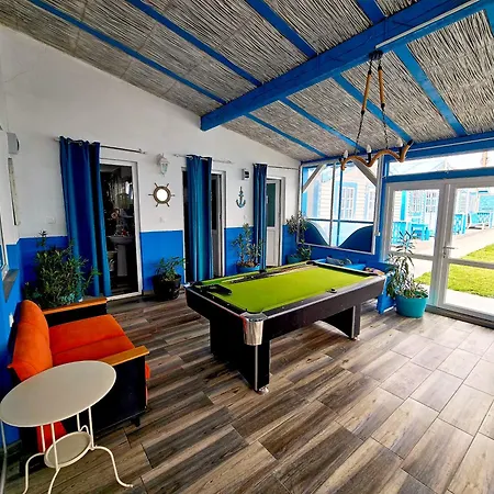 Blue Coral Penzion