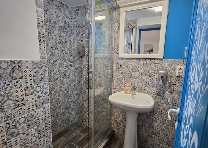 Blue Coral Guest house 3*