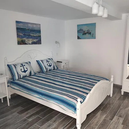 Blue Coral 3*