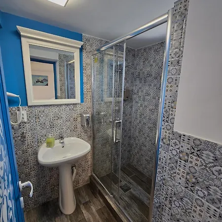 בית הארחה Blue Coral *